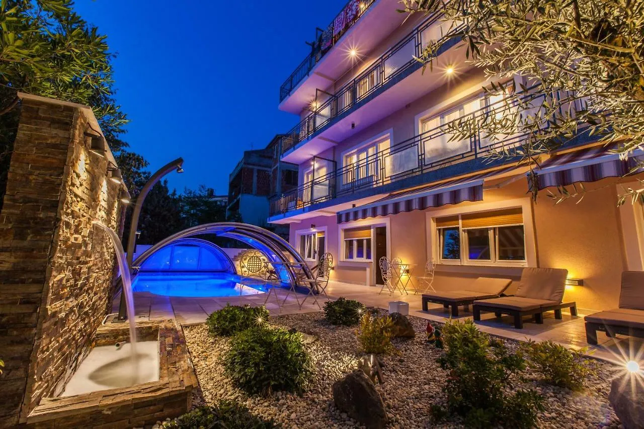 Anikol Apartments Selce